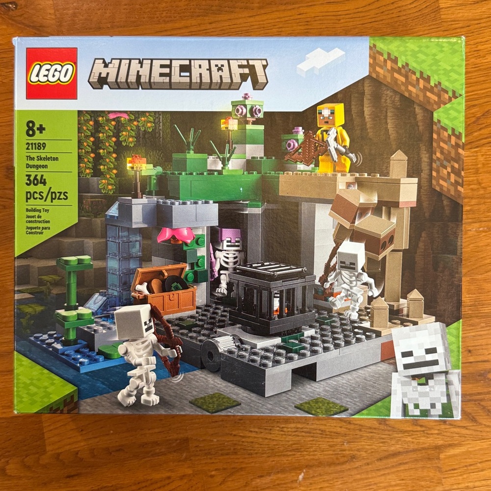 Lego Minecraft “The Skeleton Dungeon”